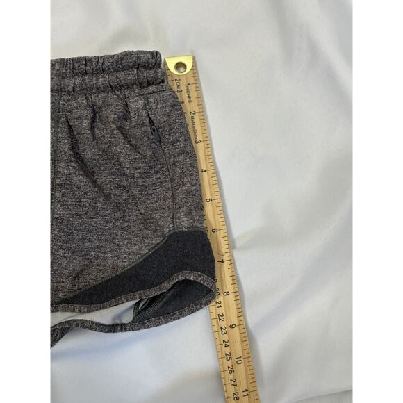 Lululemon Run Speed Short – Heathered Black/Grey – Size 6 - Picture 8 of 9